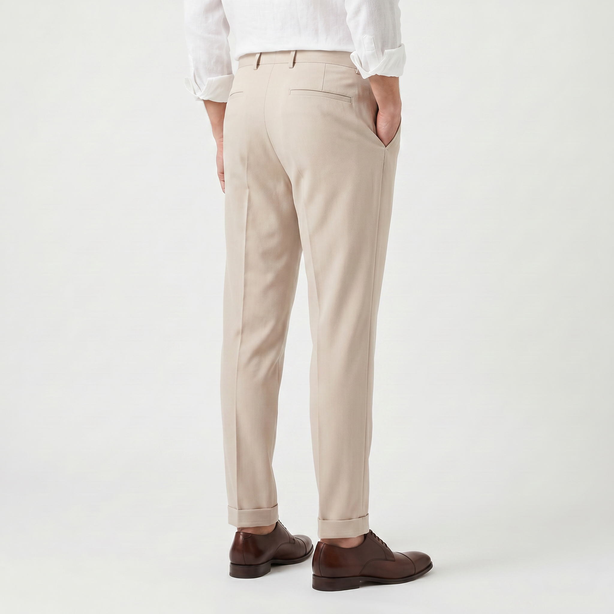 Men’s High-Rise Pleated Tapered Trousers