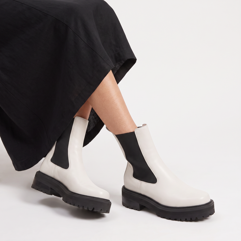 Women's Two-Tone Platform Chelsea Boots
