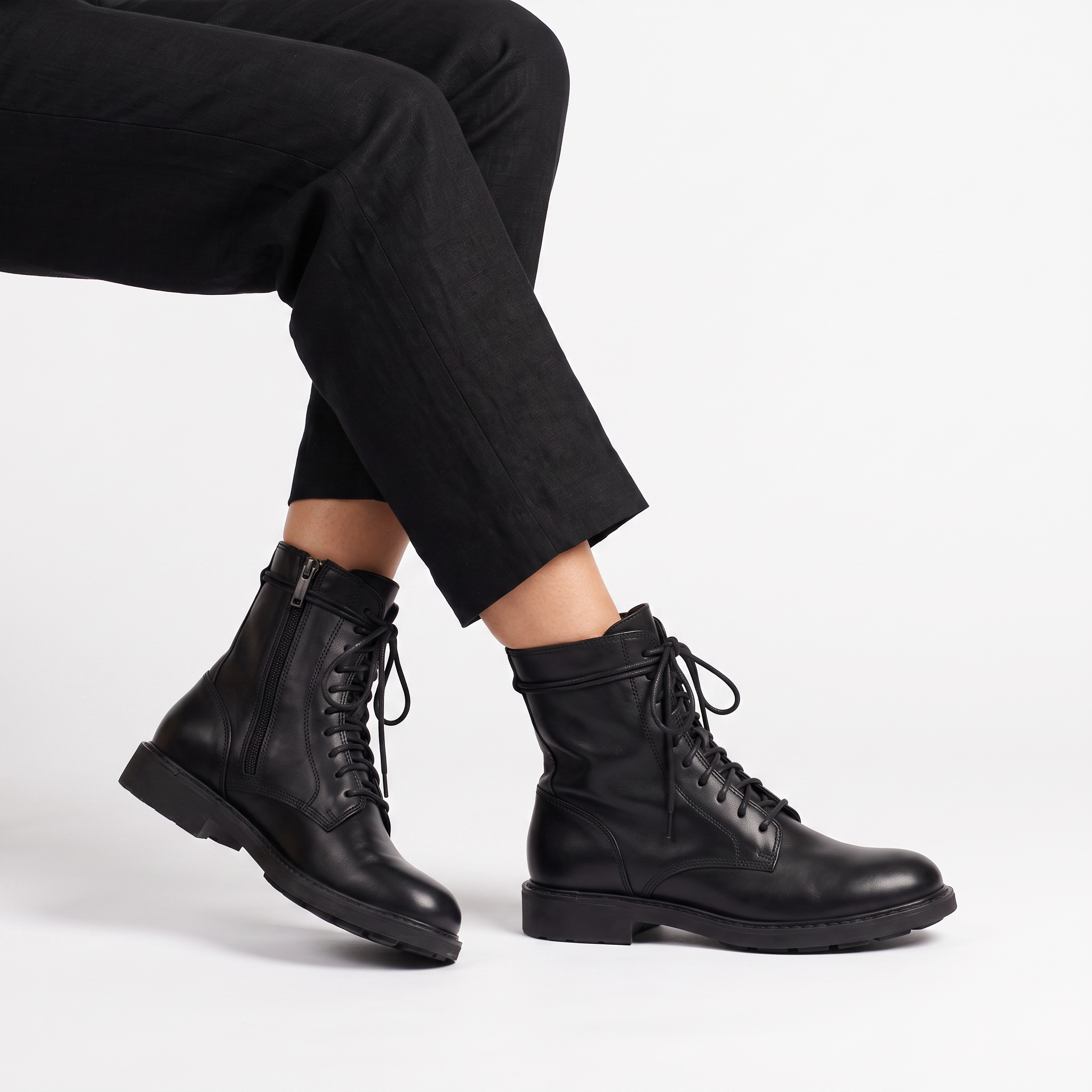 Women's Lace-Up Service Ankle Boots
