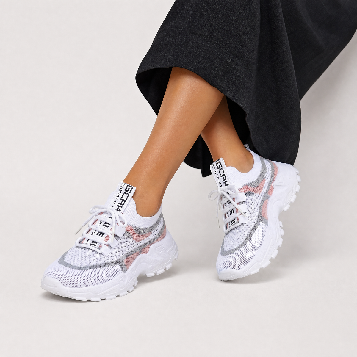 Women's Breathable Mesh Walking Trainers
