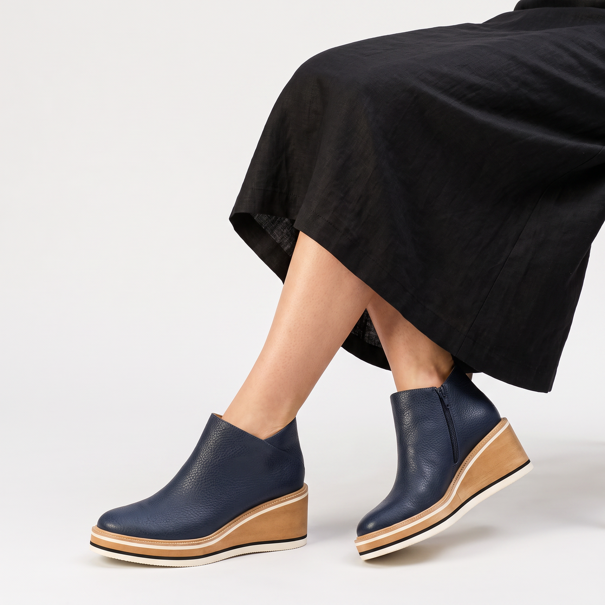 Women's Waterproof Side-Zip Ankle Boots