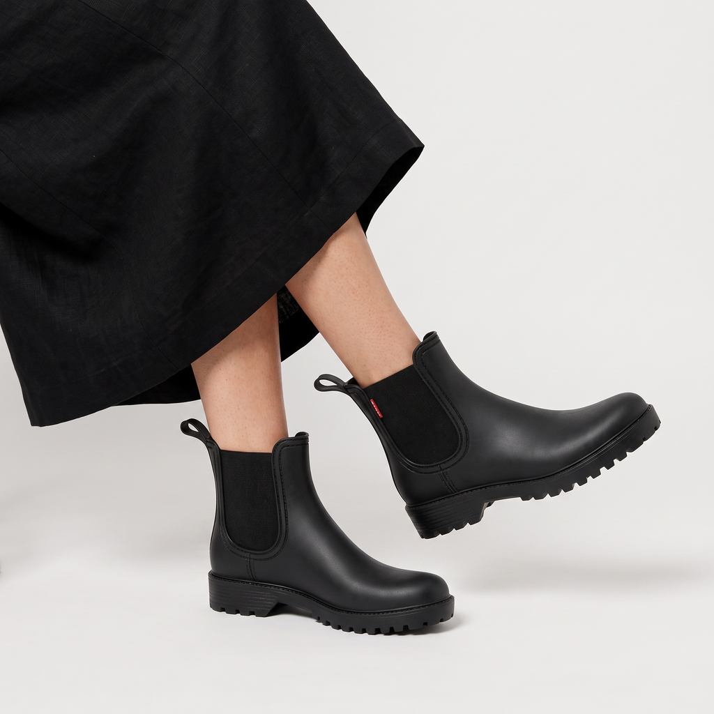 Women's Waterproof Chelsea Rain Boots - Lugged Sole