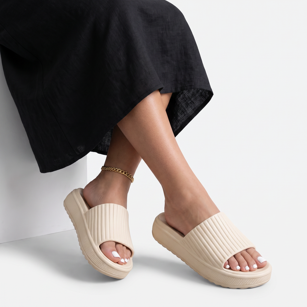 Women’s Cushioned Slide Sandals