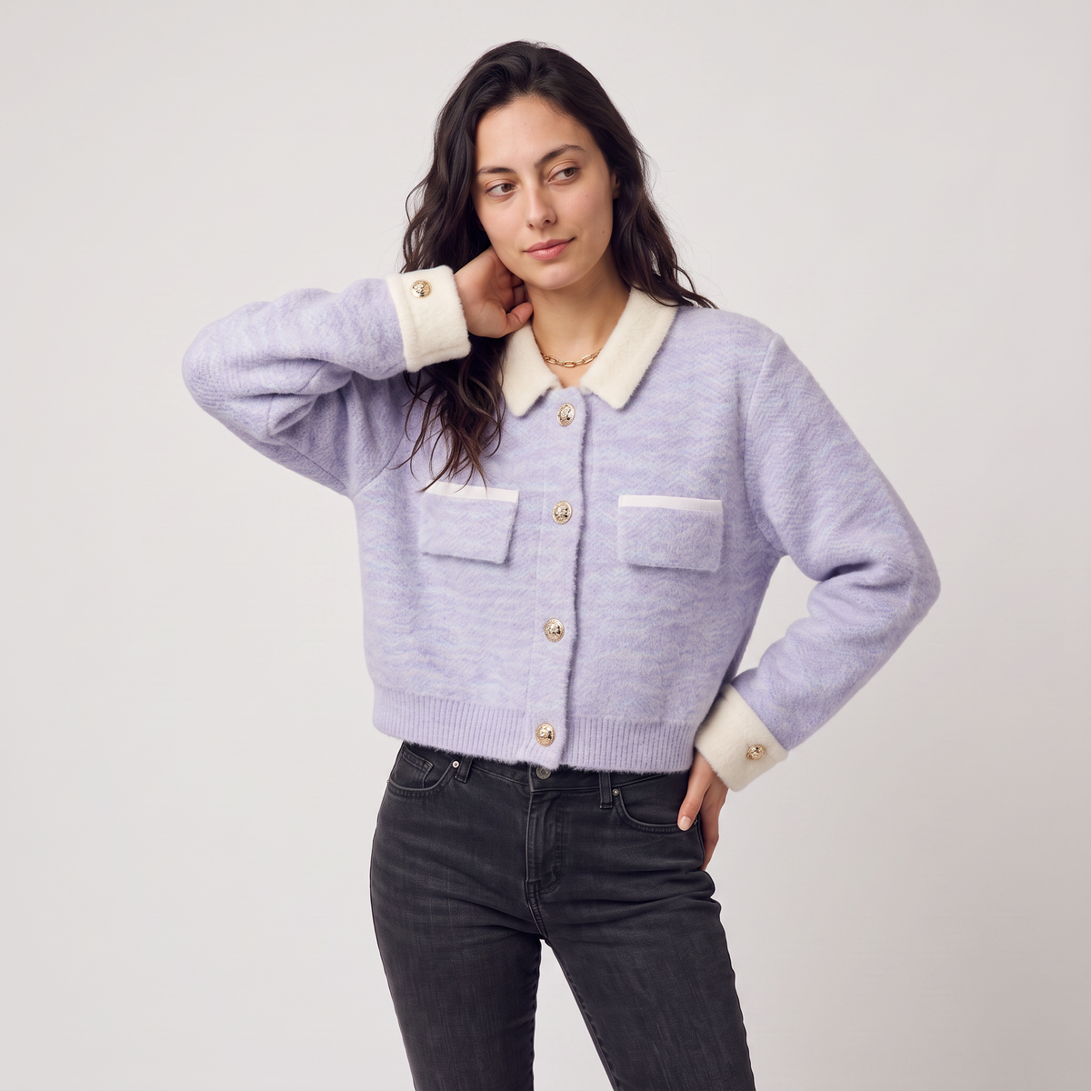 Women’s Cropped Knitted Cardigan with Contrast Collar