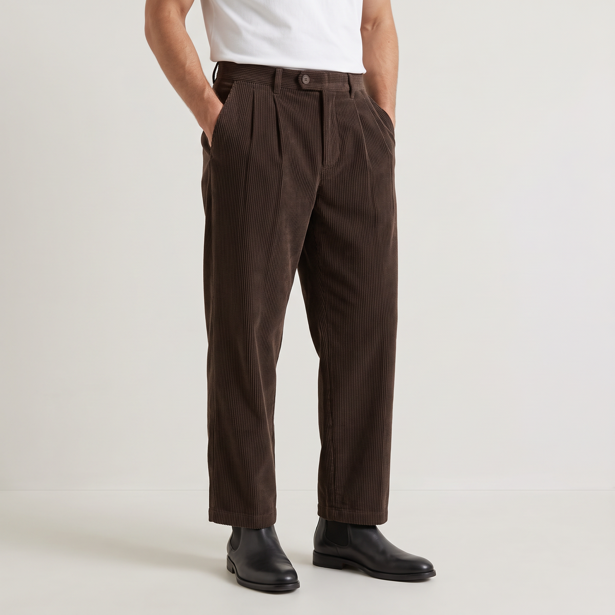 Men's Wide-Leg Pleated Corduroy Trousers