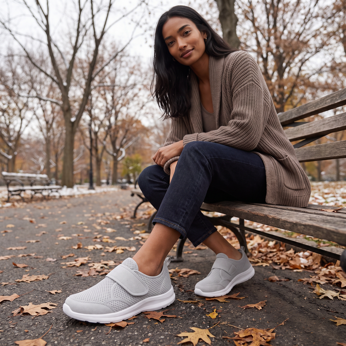 Women's Extra-Wide Strap Walking Shoes