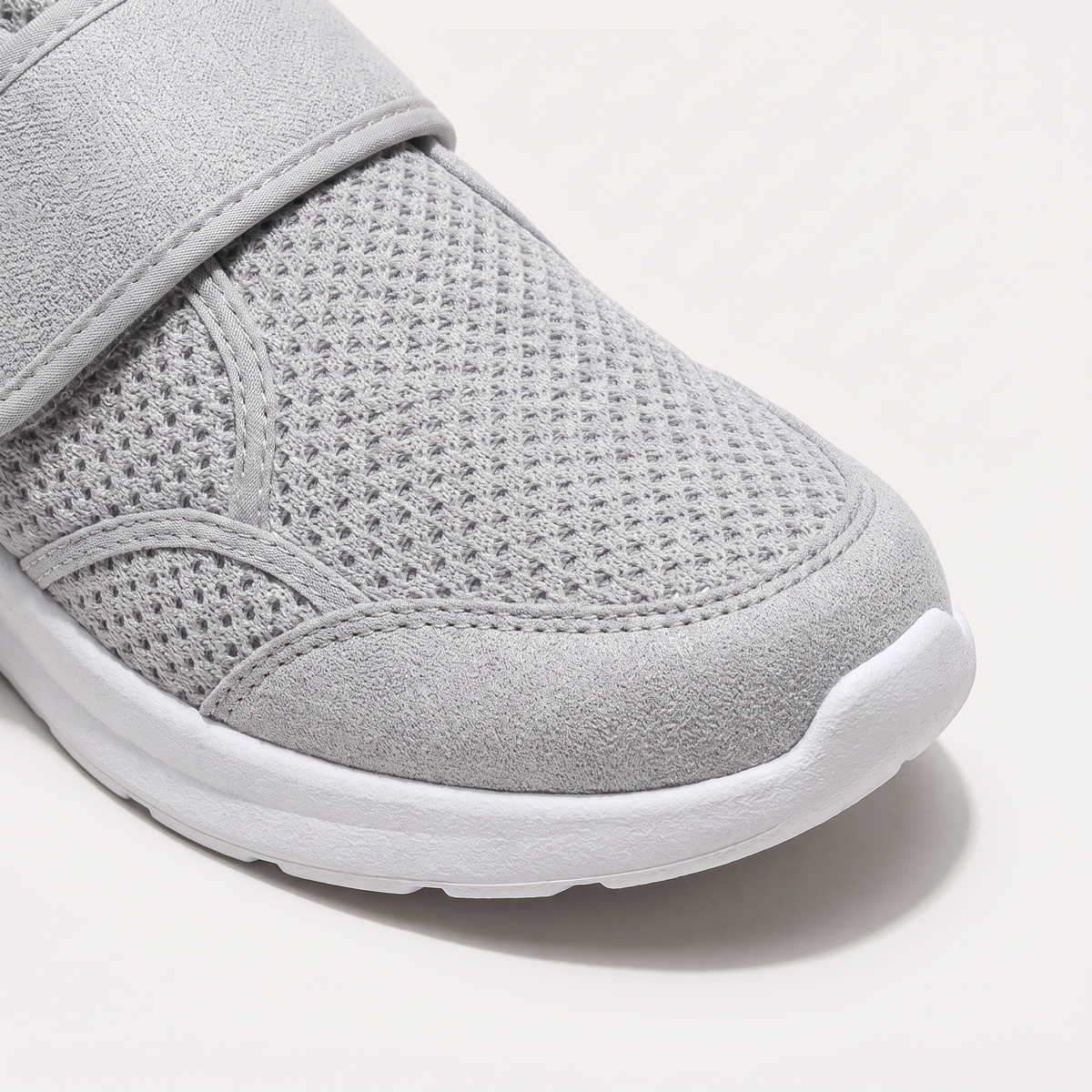 Women's Extra-Wide Strap Walking Shoes