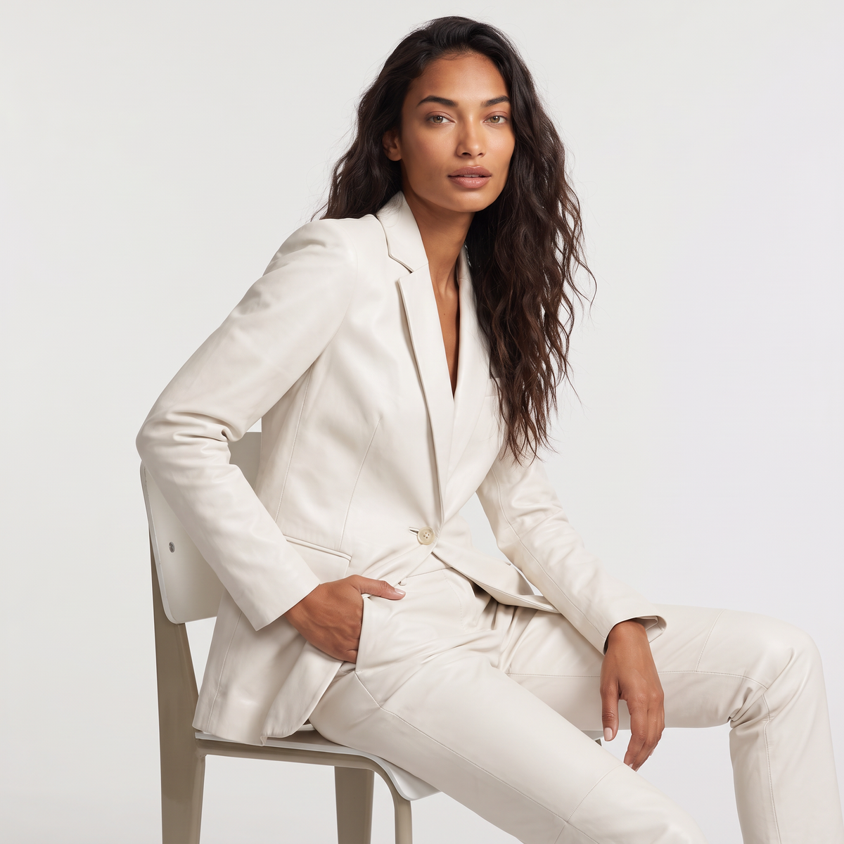 Women's Single-Button Notch Lapel Tailored Blazer
