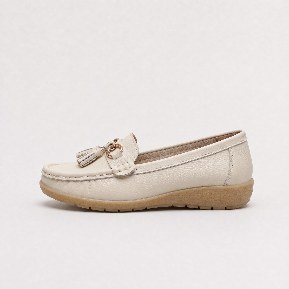 Women's Tassel Detail Slip-On Loafers - Cushioned Insole