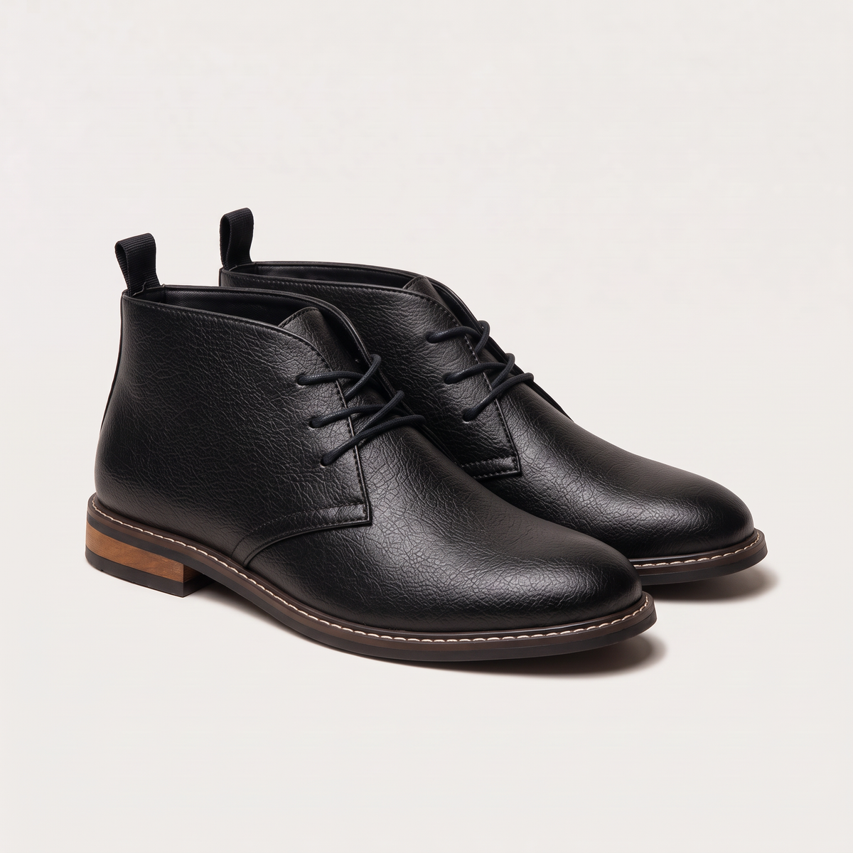 Men's Leather Lace-Up Chukka Boots