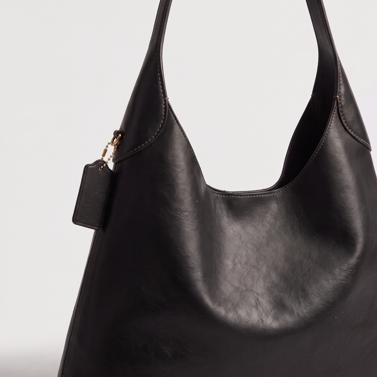 Women's Grained Leather Shoulder Bag
