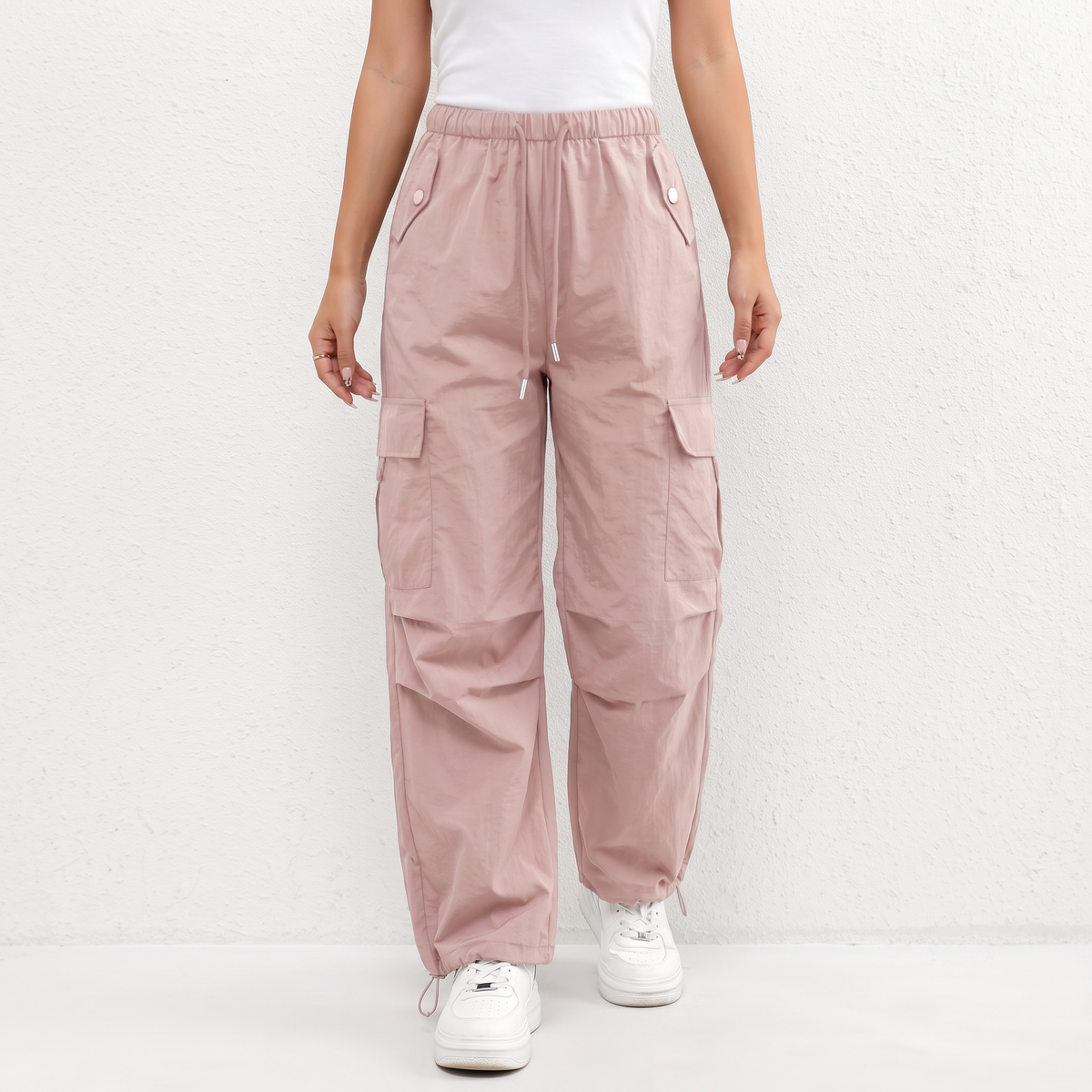 Women's Relaxed Cargo Trousers