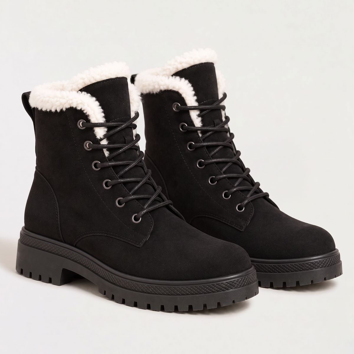 Women's Faux Fur Lined Lace-Up Ankle Boots
