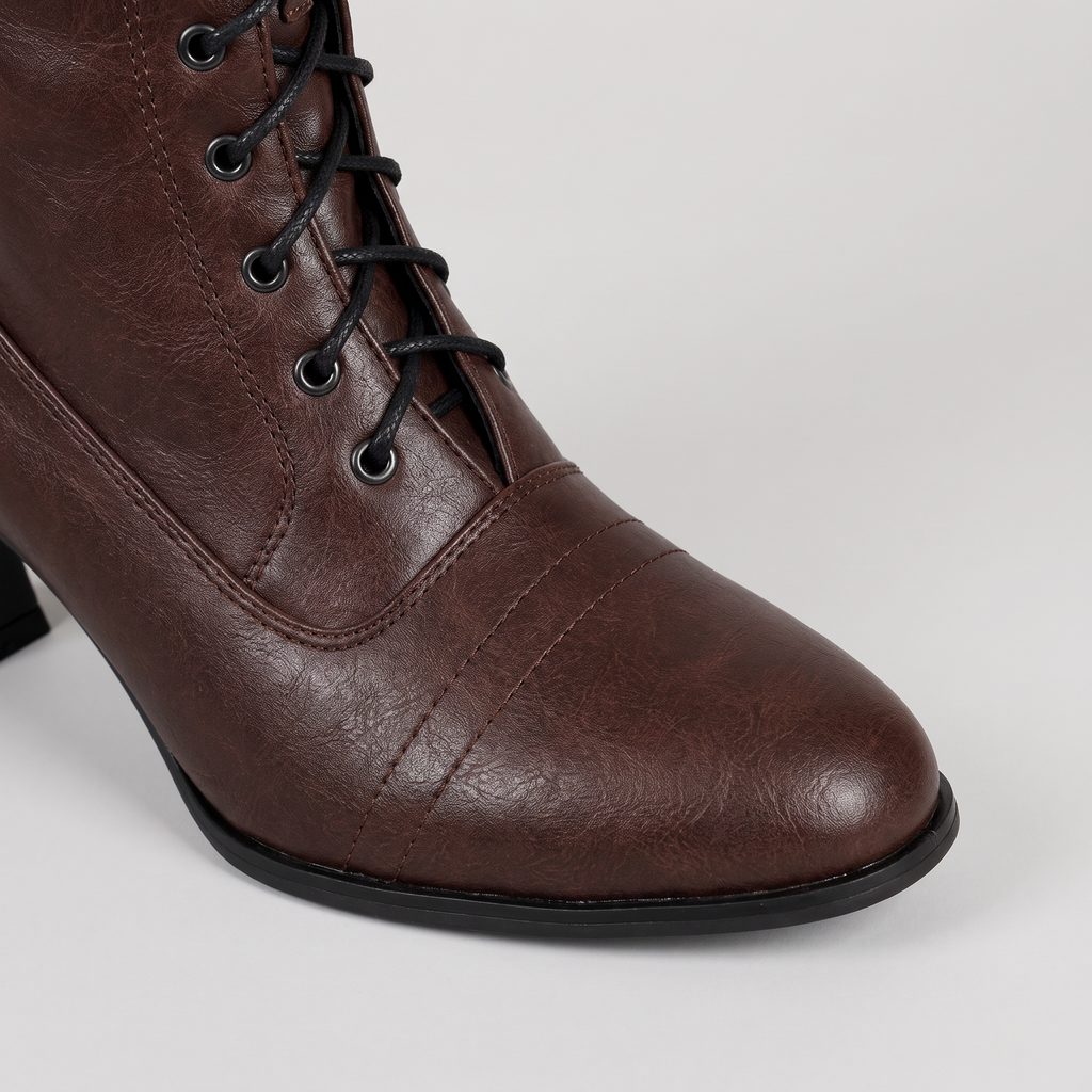 Women's Victorian Lace-Up Heeled Boots