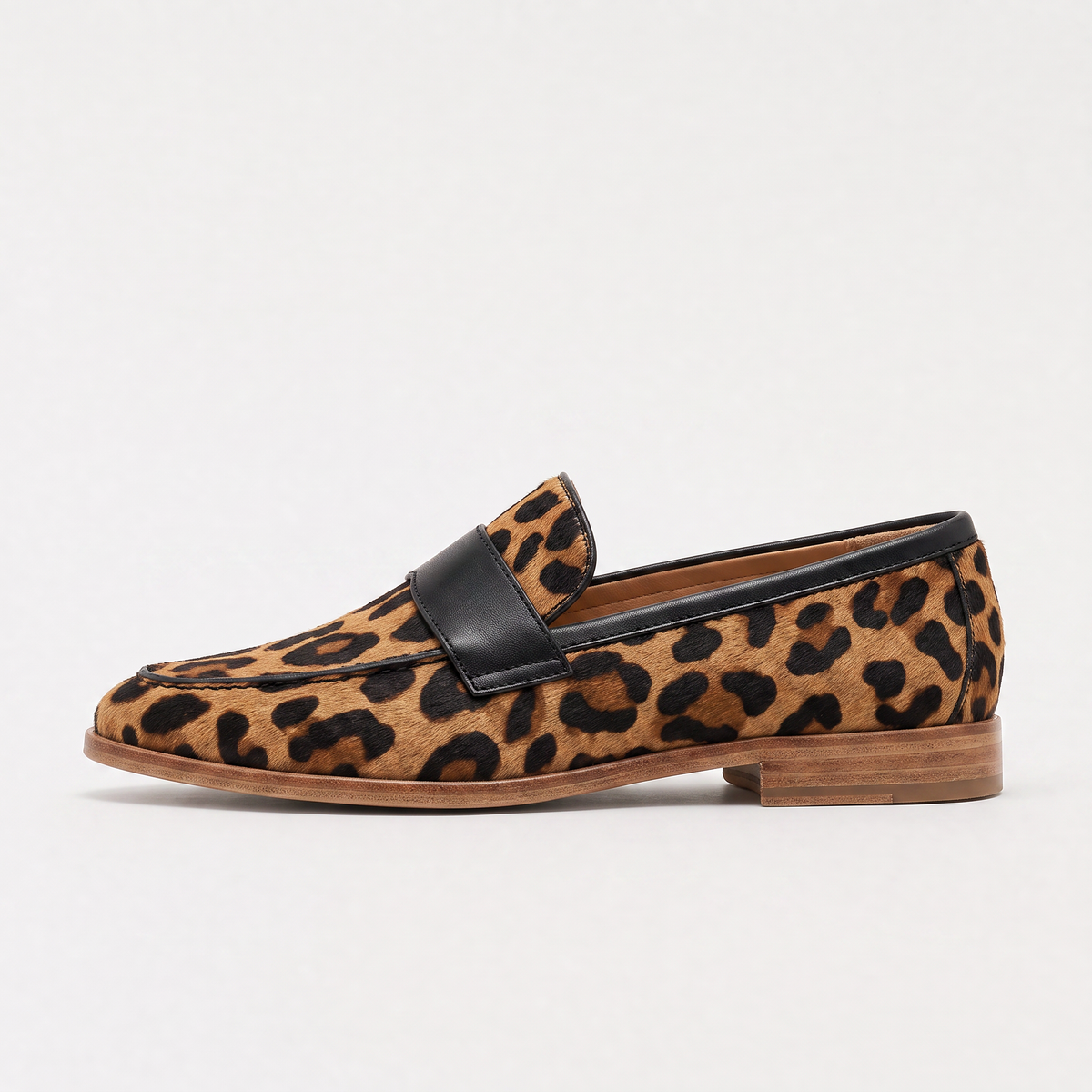Women's Pointed-Toe Penny Loafers