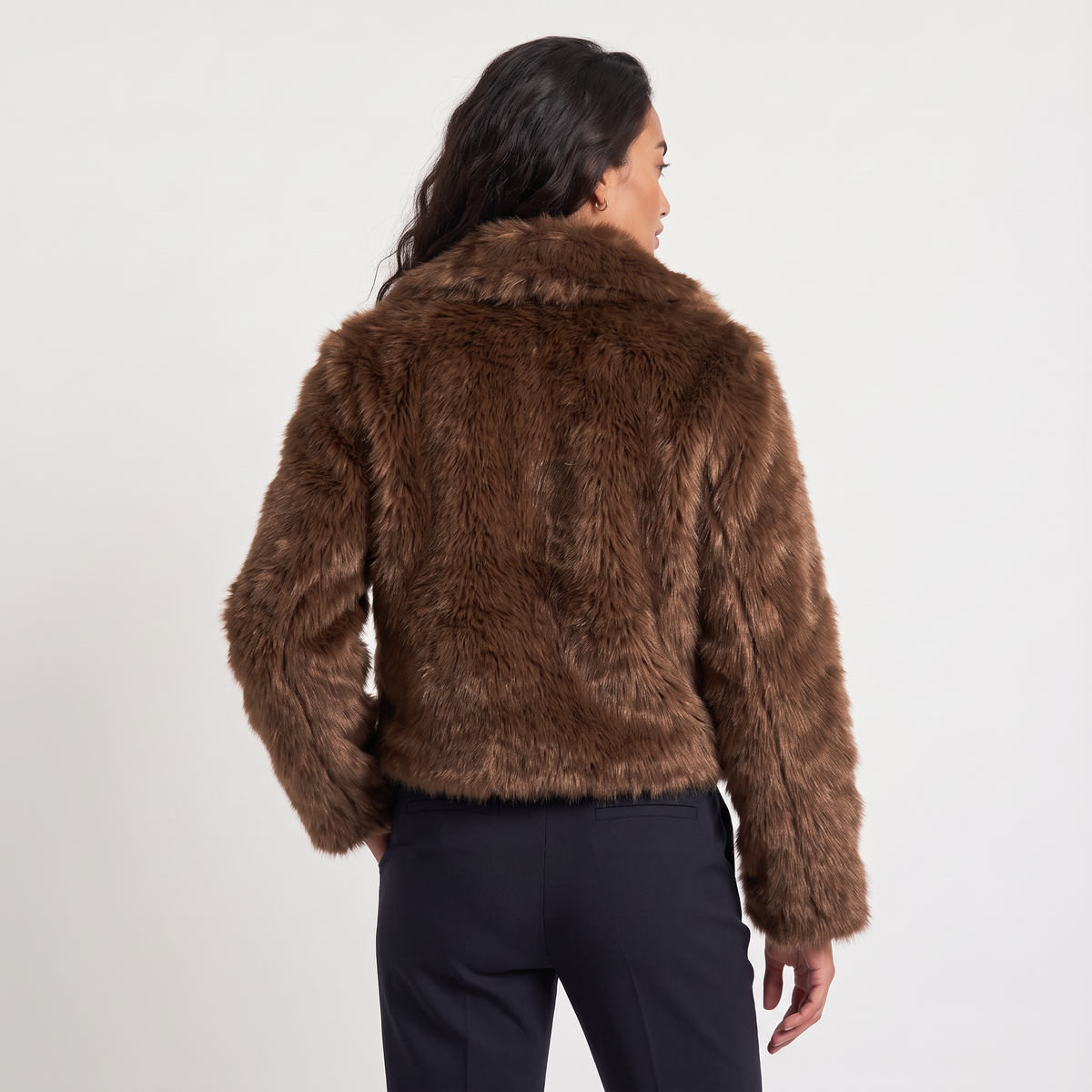Women’s Cropped Shaggy Faux-Fur Long Sleeves Jacket